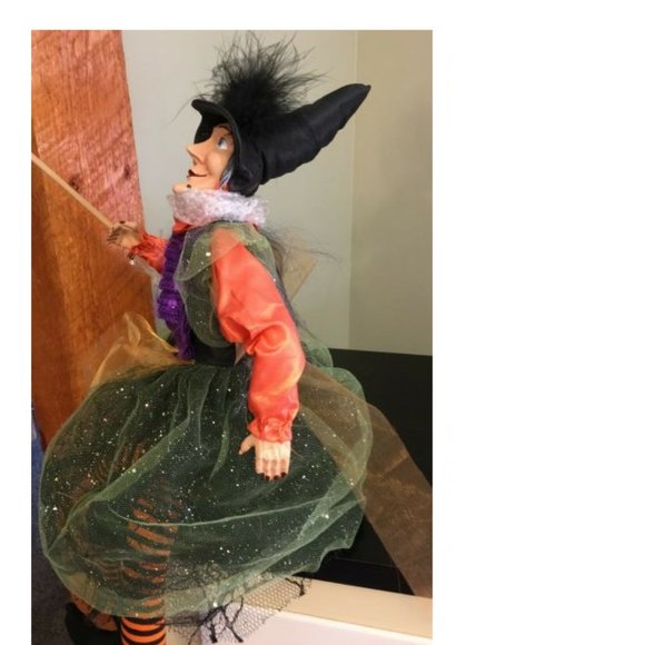 New Ritzy Glam Halloween Witch Doll Shelf Sitter Leg Dangler w/ Broom 29" - Picture 5 of 6